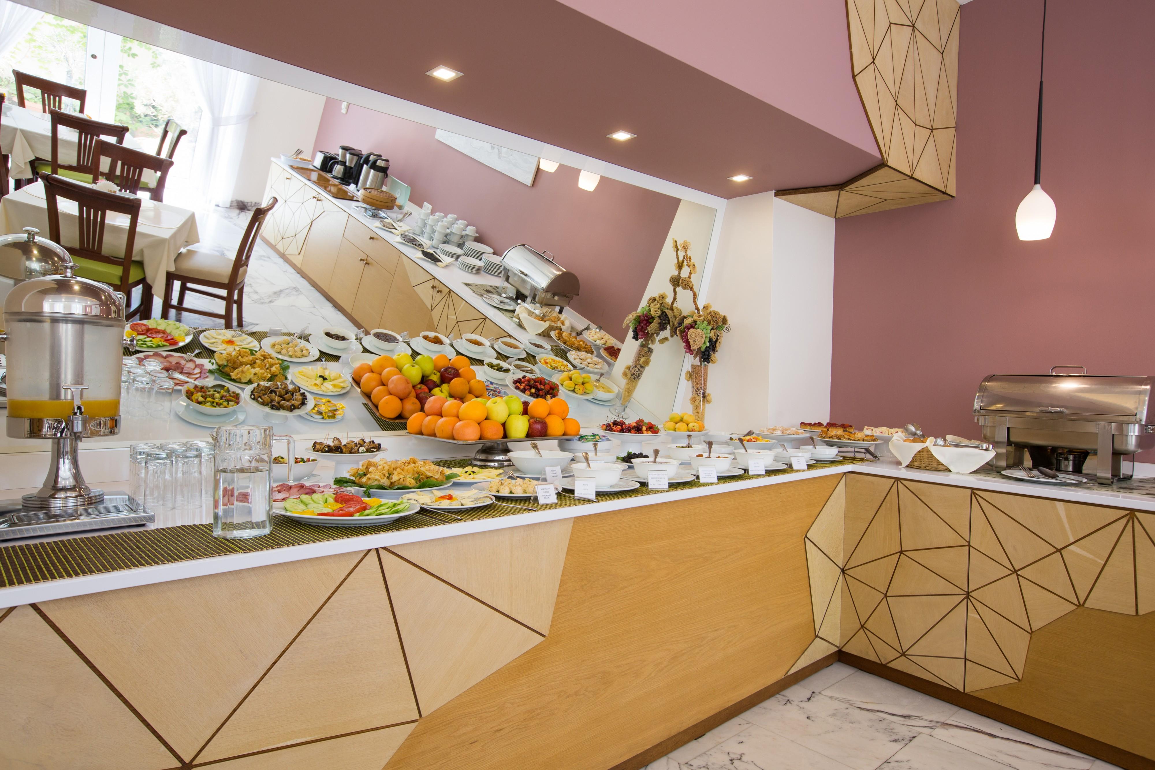 Europe Hotel Yerevan Bagian luar foto