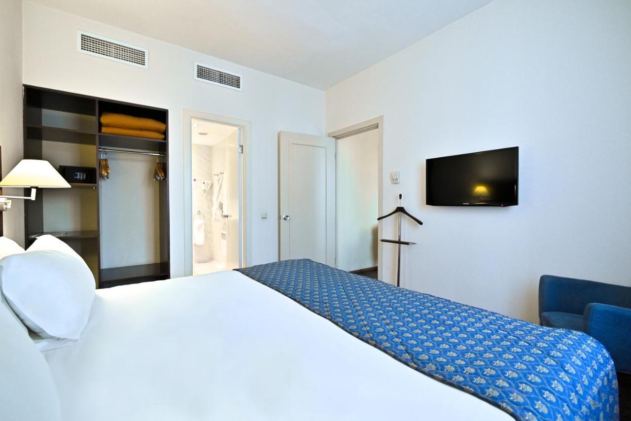 Europe Hotel Yerevan Bagian luar foto